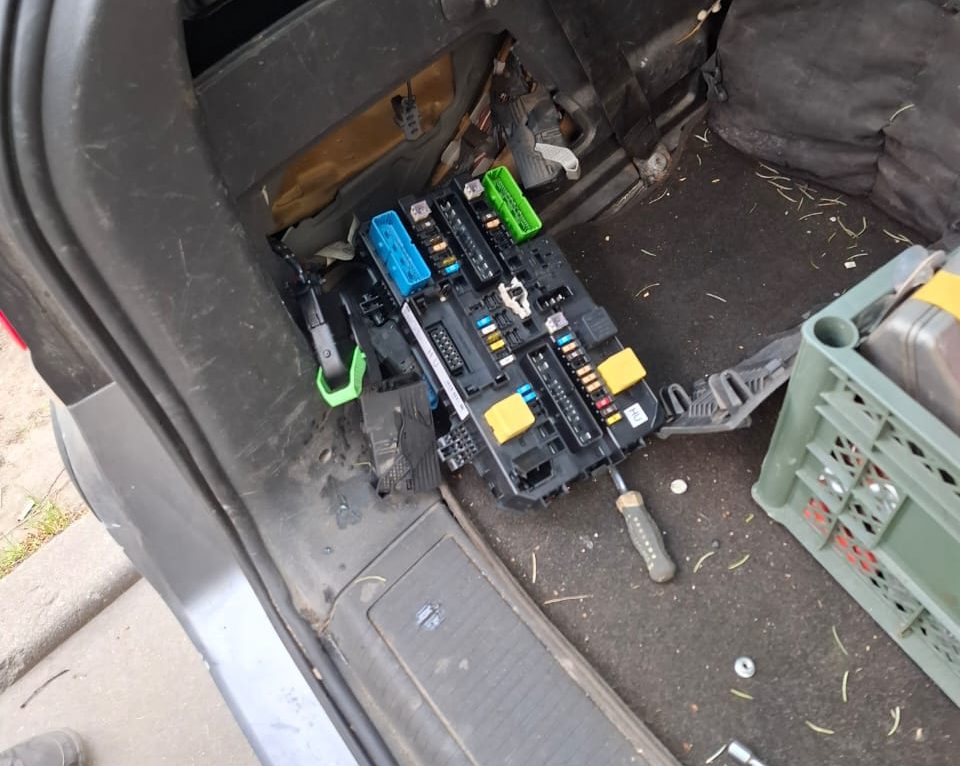 Автоэлектрик с выездом Сходня
