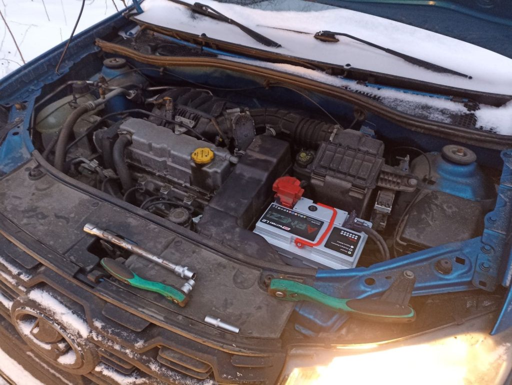 Прикурка аккумулятора в Москве: безопасные способы запуска двигателя